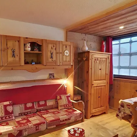 Apartment 3 Pieces Renove 30m², Acces Direct Aux Pistes, Parking Couvert, Les Menuires - Fr-1-178-388 *